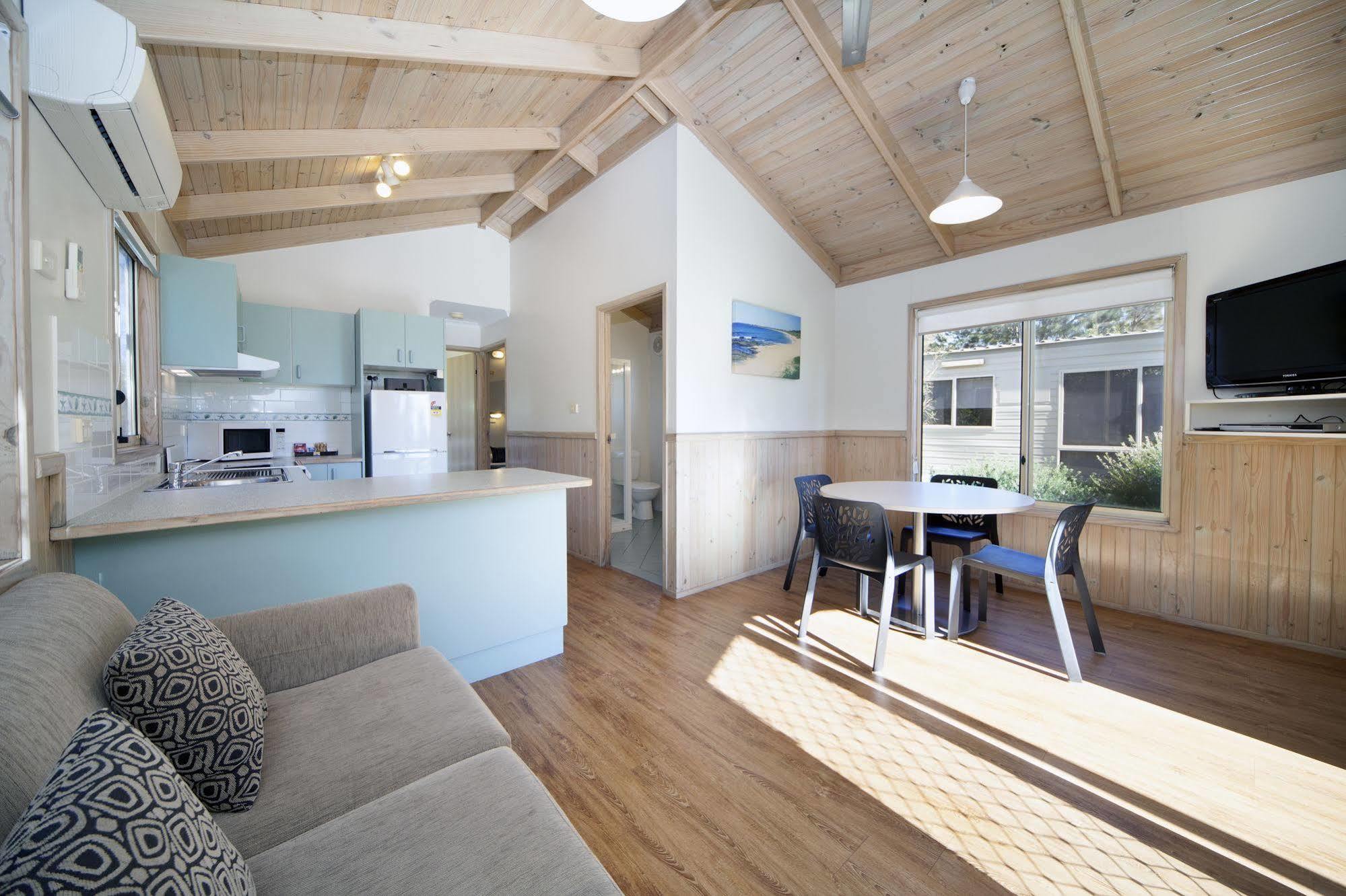 Holiday Haven Culburra Beach Exterior photo